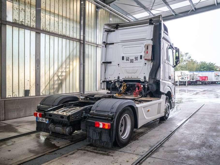 Mercedes-Benz ACTROS 1845LS+E6+VOITH Foto 3