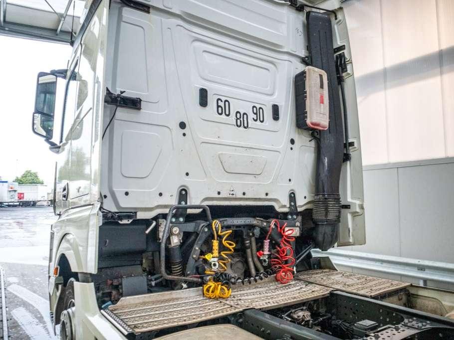 Mercedes-Benz ACTROS 1845LS+E6+VOITH Foto 5