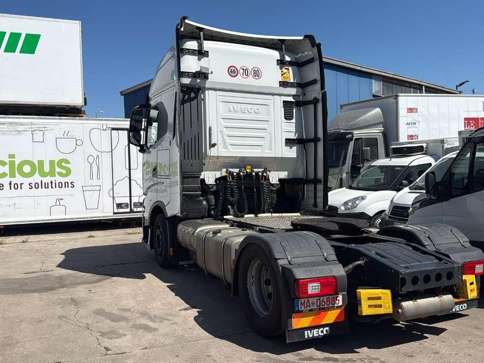 Iveco S-WAY S490 Foto 14