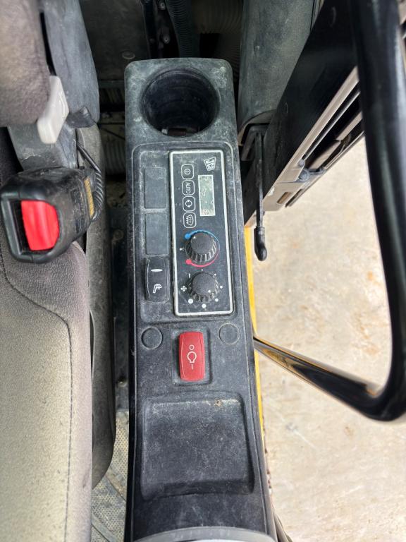JCB JS235 Foto 18