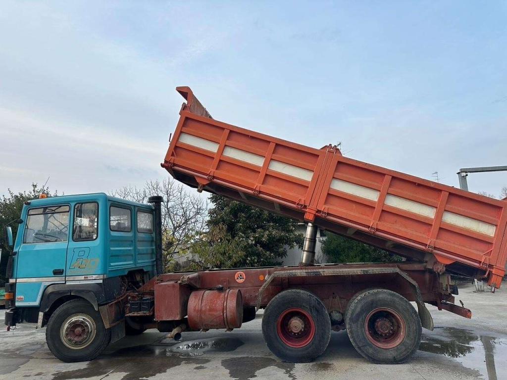 Renault R420 Foto 12