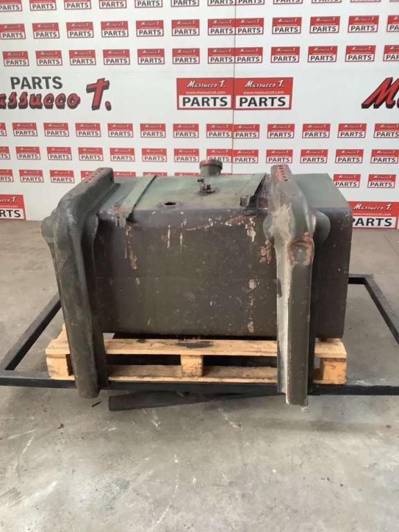 SERBATOIO CARBURANTE PER IVECO 260/330 F 35 Depósito Foto 1
