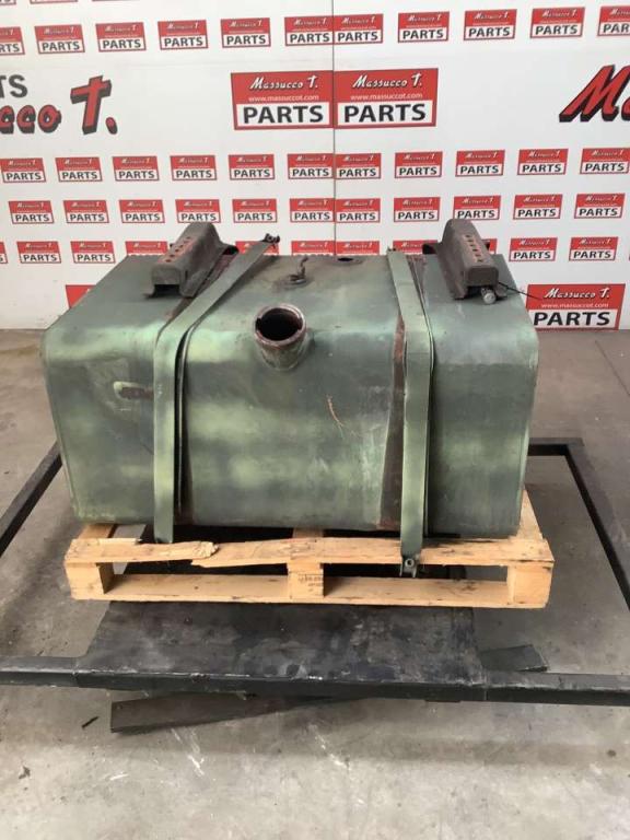 SERBATOIO CARBURANTE PER IVECO 260/330 F 35 Depósito Foto 3