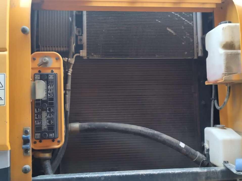 Hyundai Robex 220NLC-9A Foto 16