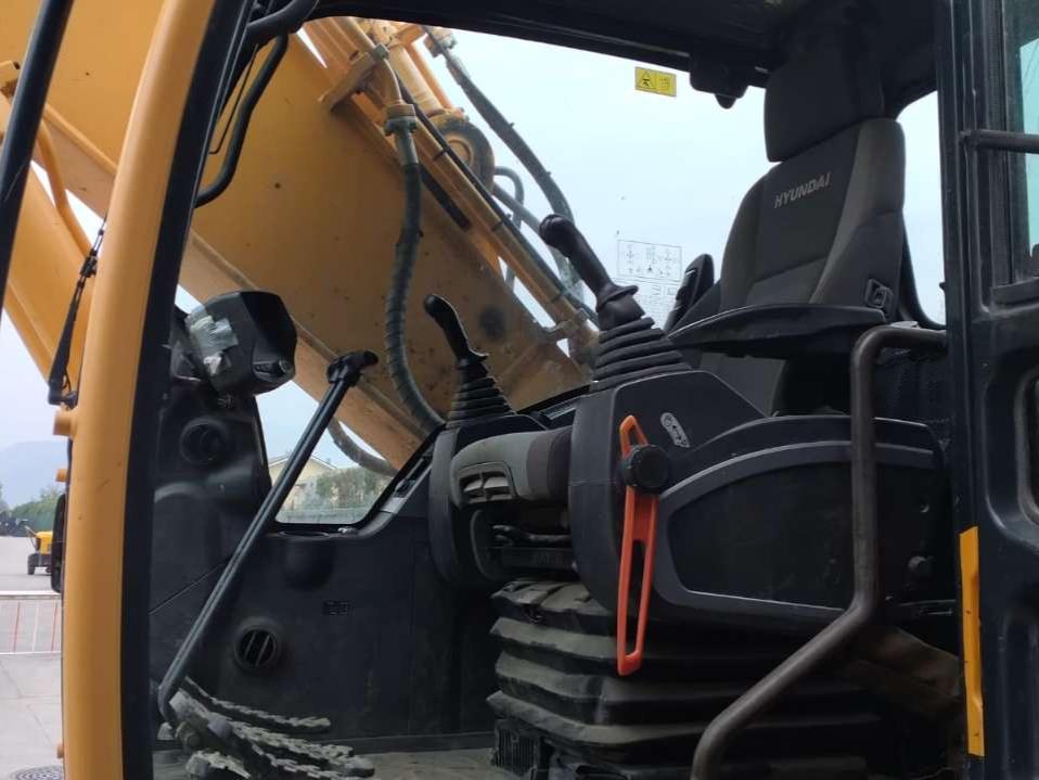 Hyundai Robex 220NLC-9A Foto 19