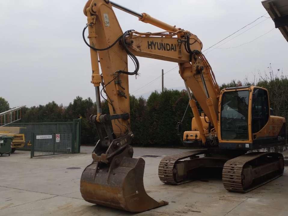 Hyundai Robex 220NLC-9A Foto 3