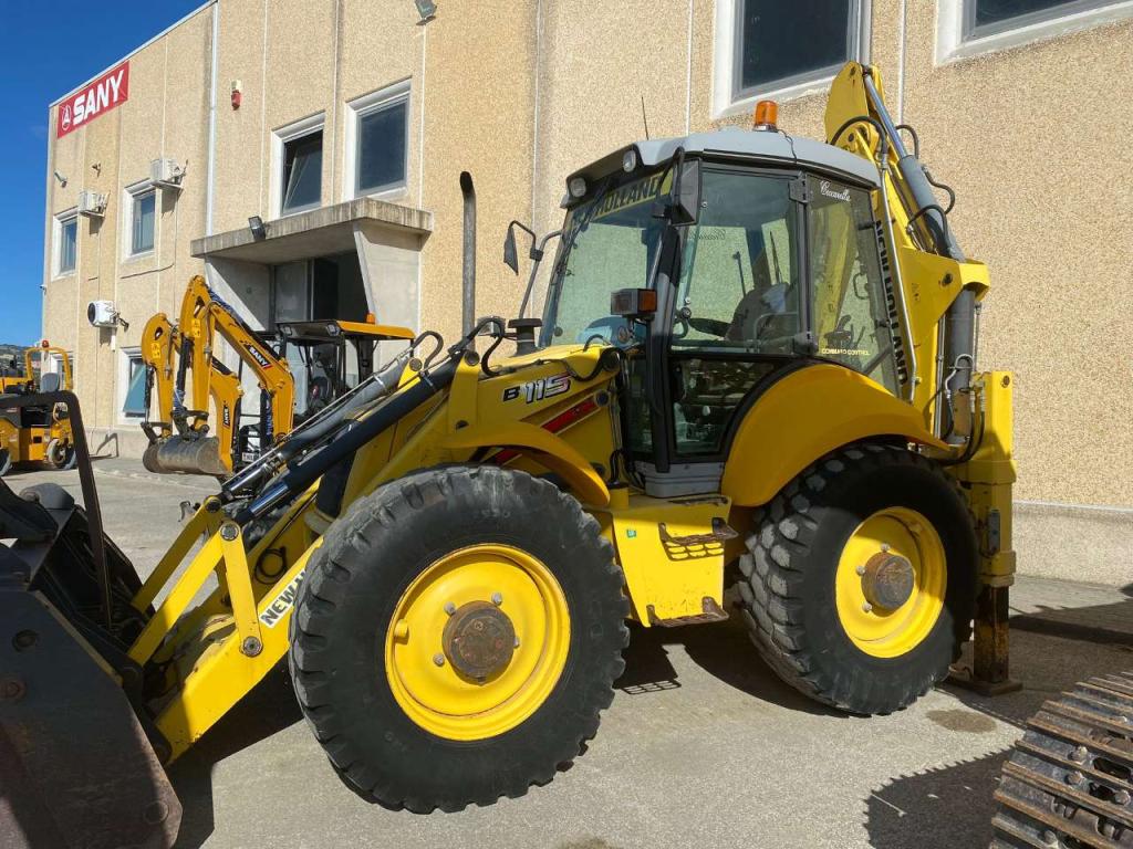 New Holland B115 Foto 2