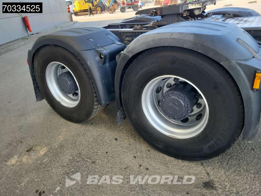 Daf XF 530 6X4 SC Retarder ACC Navi Big Axles Foto 16
