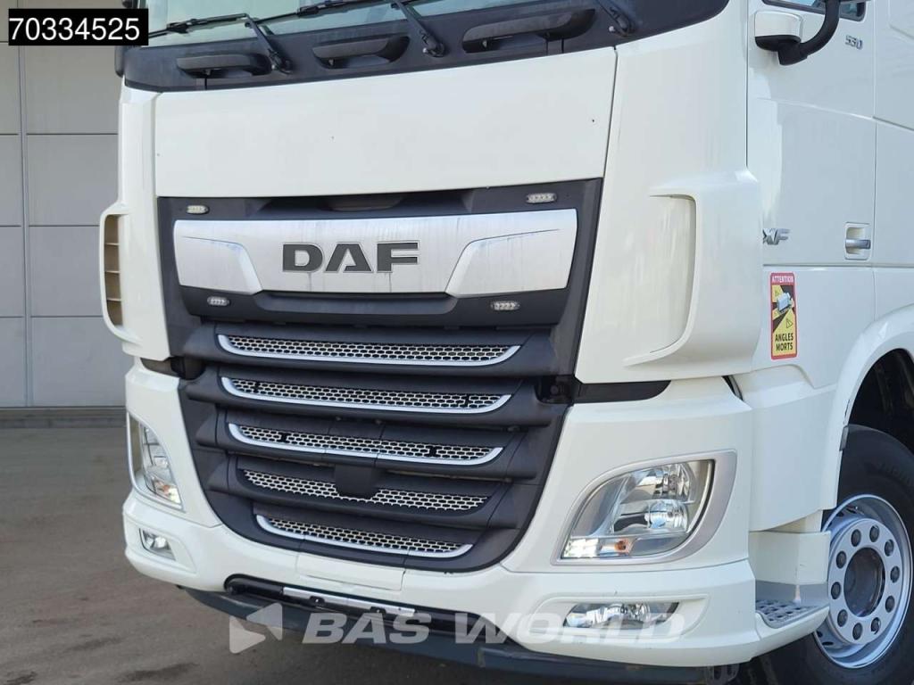 Daf XF 530 6X4 SC Retarder ACC Navi Big Axles Foto 8