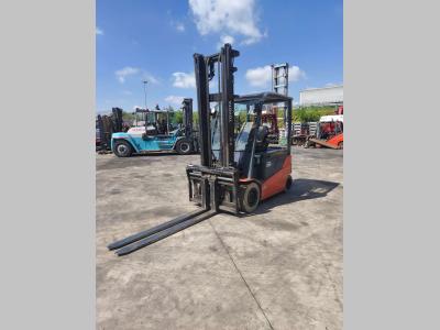 Toyota 8FBMT35 vendida por Uni.Trucks Srl