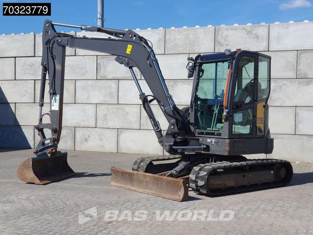 Volvo ECR58 F A/C - 3 Buckets Foto 3