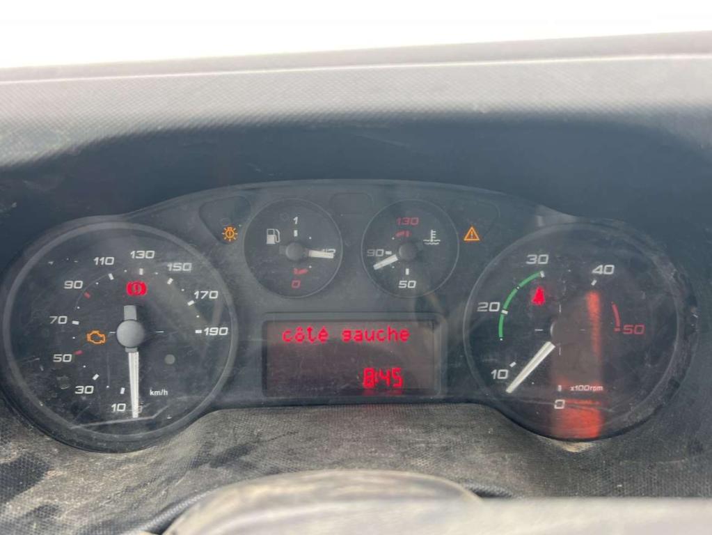 Iveco DAILY 35-150 Foto 9