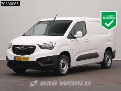 Opel Combo 131PK Automaat L2H1 Maxi Airco Navi Cruise Apple Carplay Trekhaak Euro6 L2 A/C Towbar Cruise vendida por BAS World B.V.