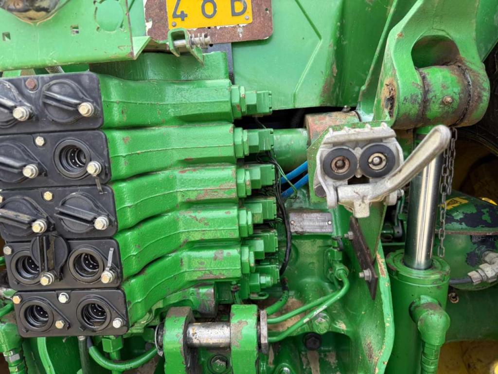 John Deere 8200 Foto 2