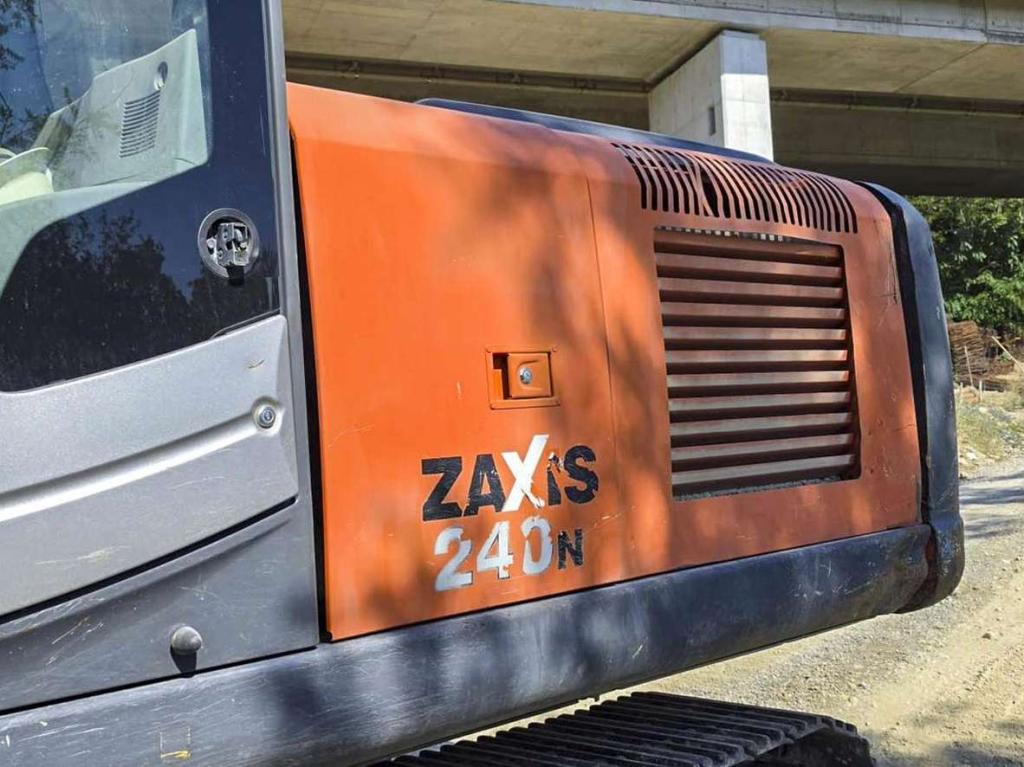 Hitachi Zaxis ZX240N-3 Foto 21