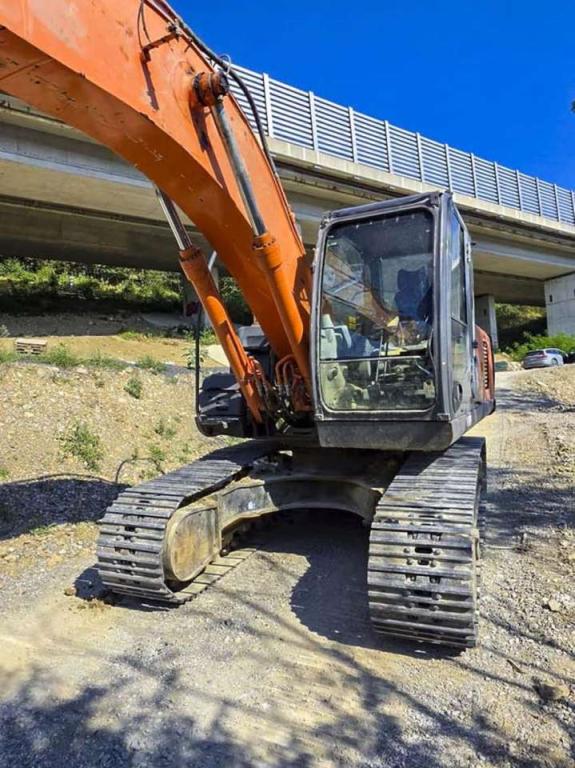 Hitachi Zaxis ZX240N-3 Foto 4