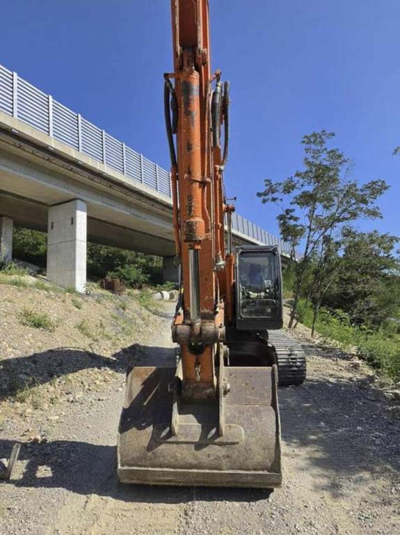 Hitachi Zaxis ZX240N-3 Foto 5