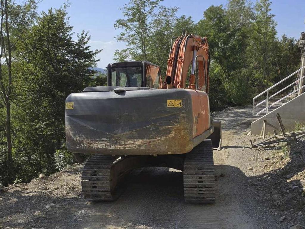 Hitachi Zaxis ZX240N-3 Foto 7