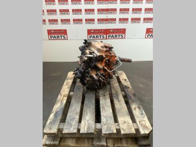 Distribuidor hidraulico para Fiat Hitachi EX 235 vendida por Massucco T. Srl Area Ricambi