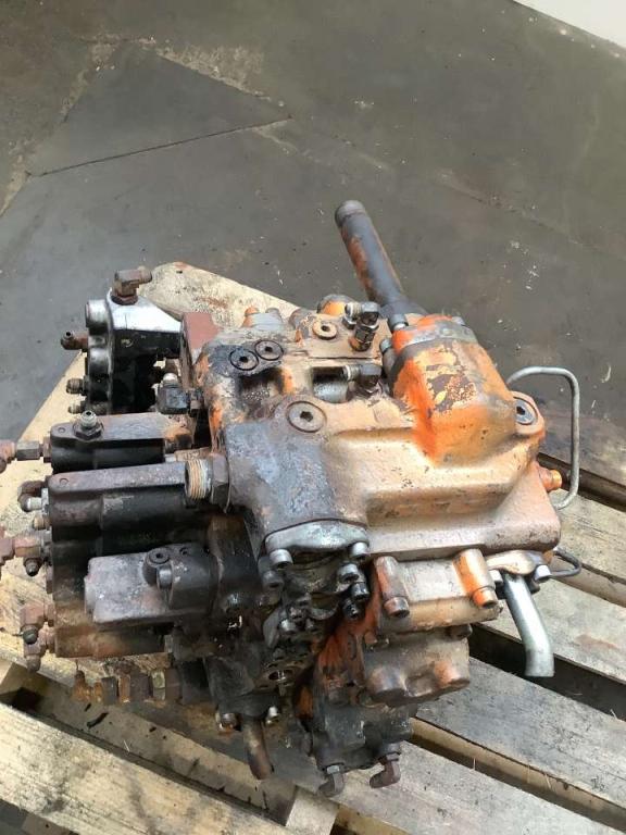 Distribuidor hidraulico para Fiat Hitachi EX 235 Foto 5