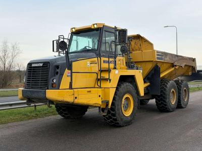 Komatsu HM300-3 vendida por Big Machinery