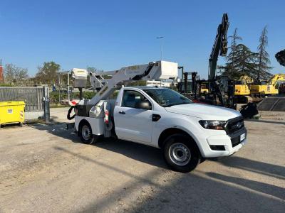 Palfinger P130A vendida por PLAT Srl