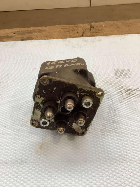 Servomotor para Hitachi ZX135US Foto 1