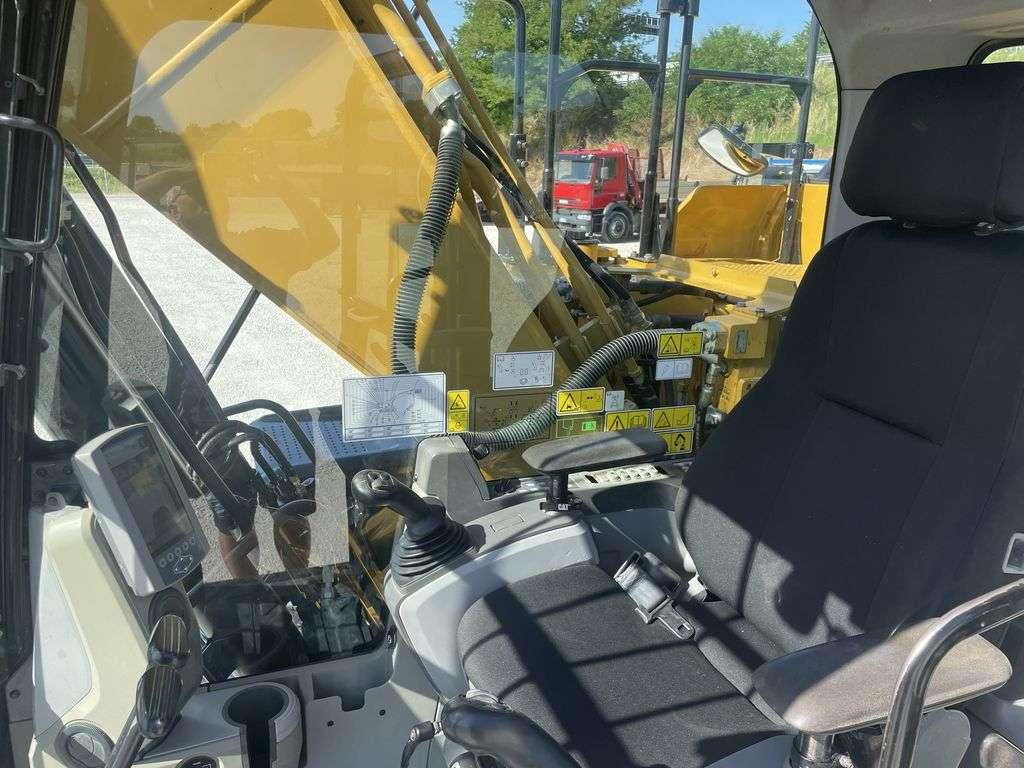 Caterpillar 323 ELN Foto 6
