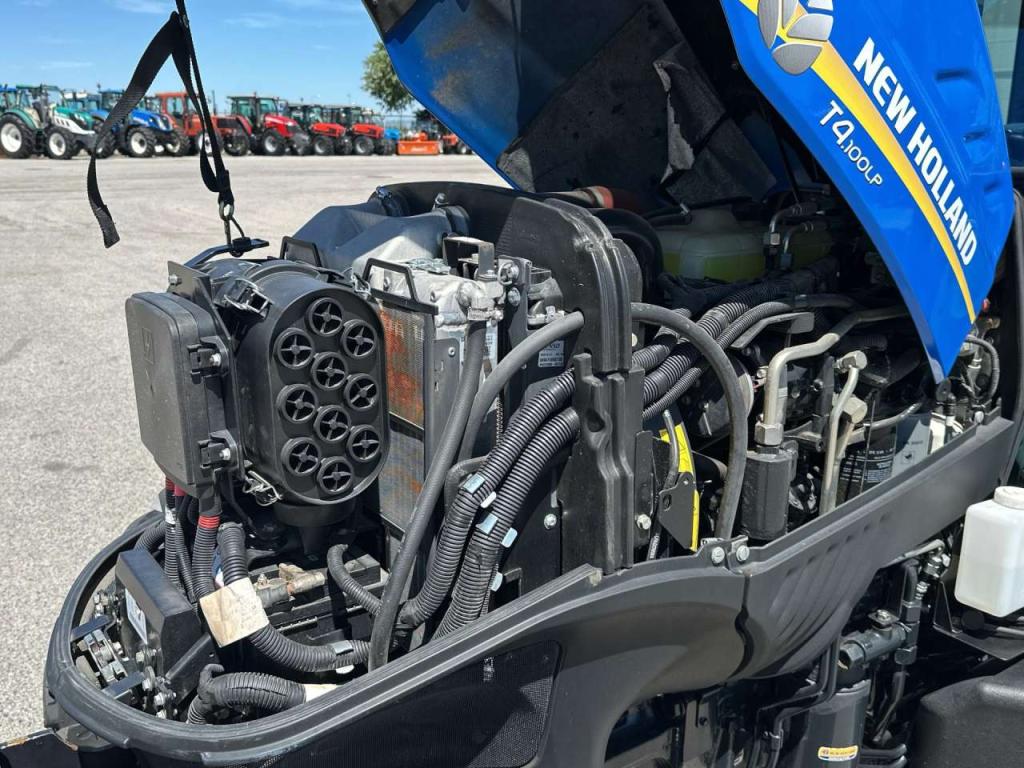 New Holland T4.100LP 4X4 Foto 10