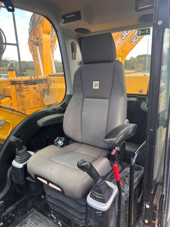 JCB JZ140 Foto 11
