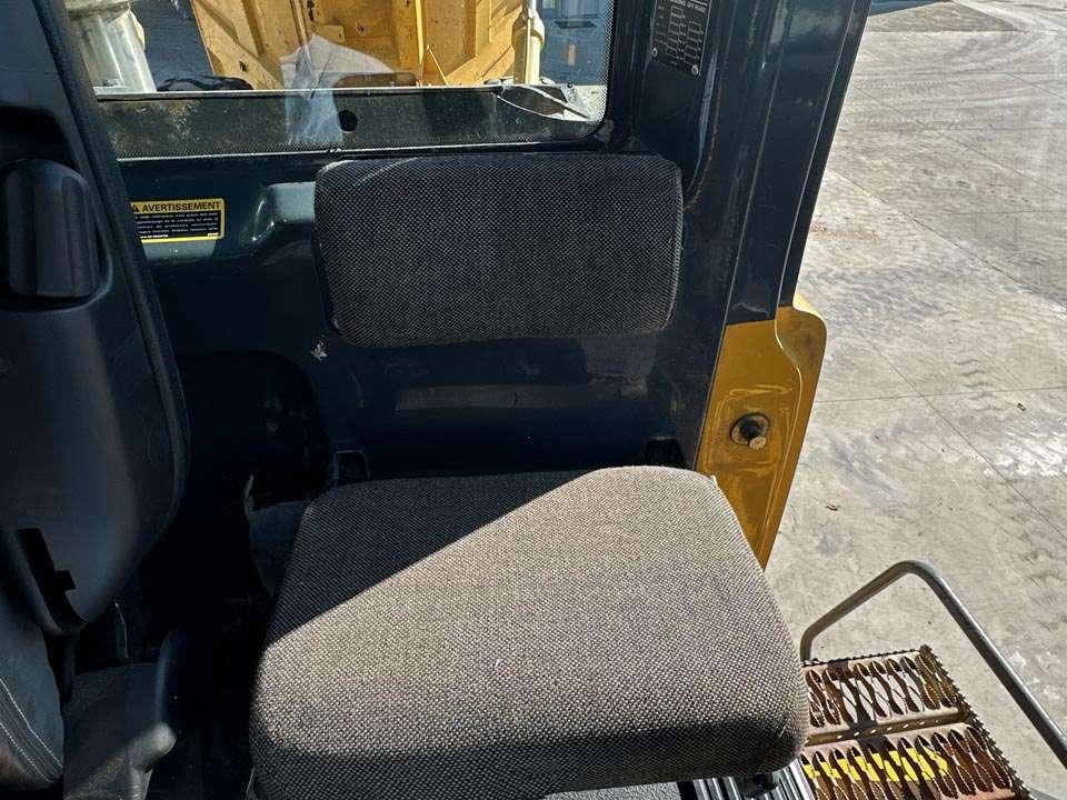 Bell B25D 6x6 Foto 15