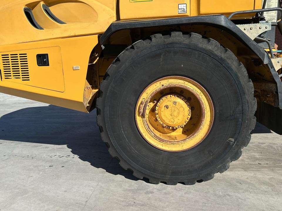 Bell B25D 6x6 Foto 4