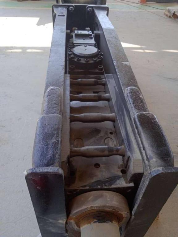 Caterpillar H180GC (2 pcs available at Abu Dhabi) Foto 4