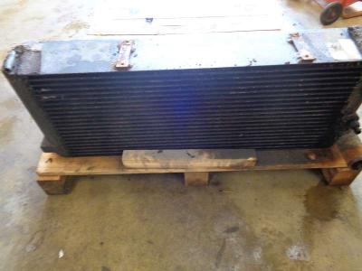 Radiador de agua para Case WX 170 vendida por PRV Ricambi Srl