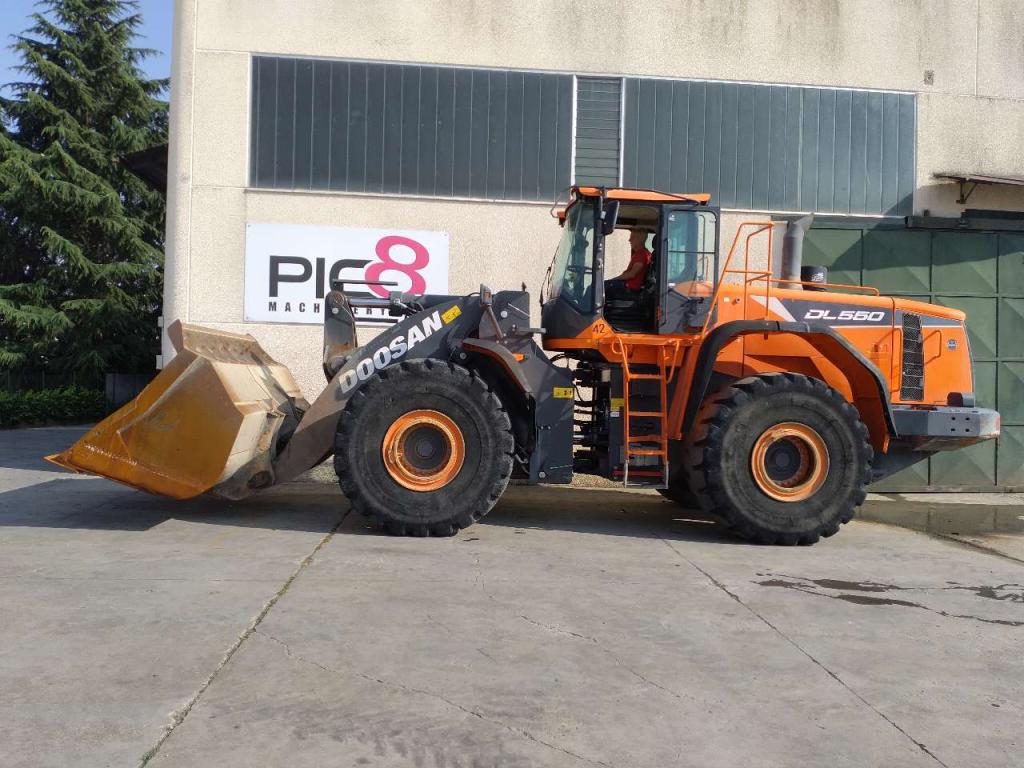 Doosan DL550-5 Foto 1