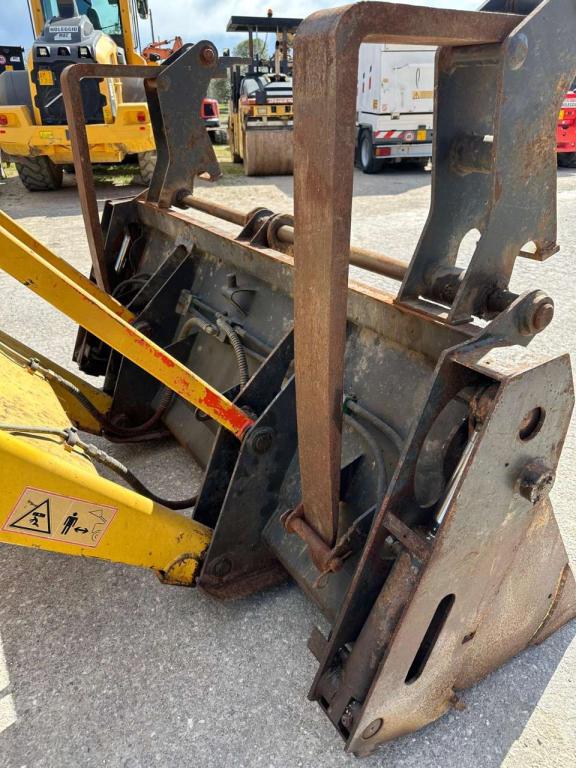 Komatsu WB97R Foto 10