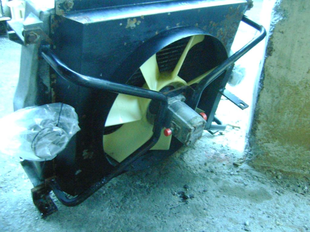 Radiador para Fiat Kobelco W 230 Foto 2