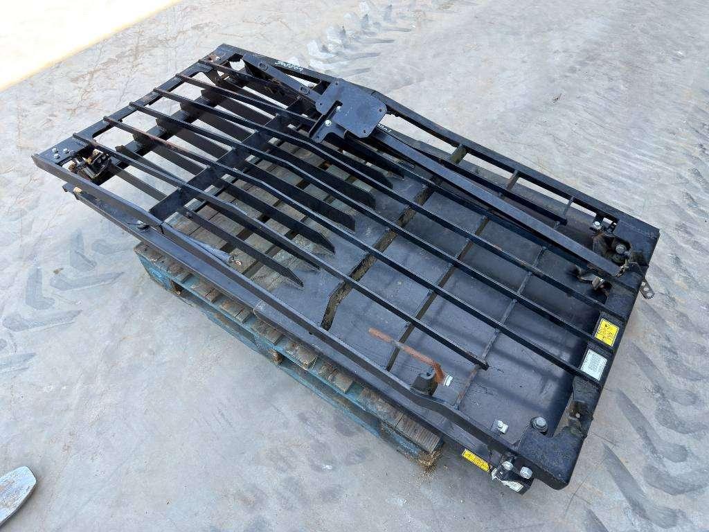 Caterpillar 313E / 320E / 320F / 323E / 325F / 329E/ 330F / 3 Foto 10