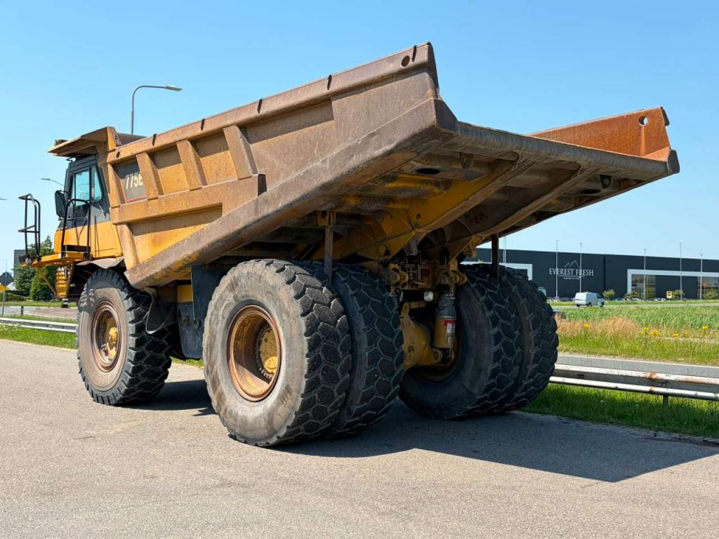 Caterpillar 775E Foto 3