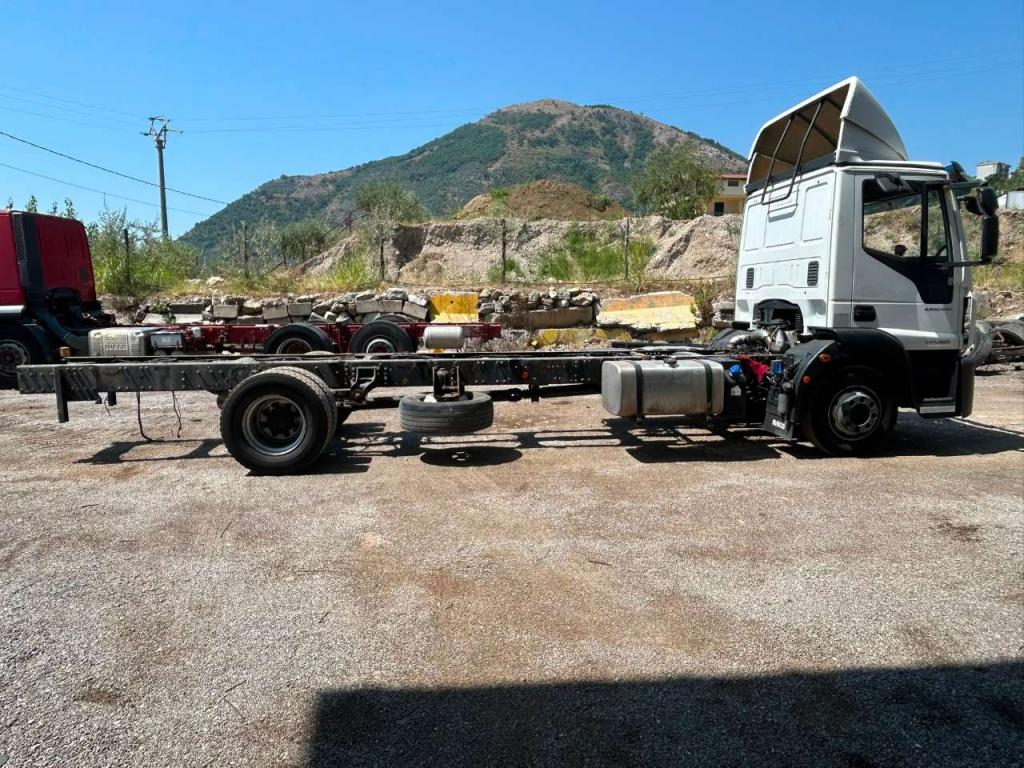 Iveco EUROCARGO 140-250 Foto 11