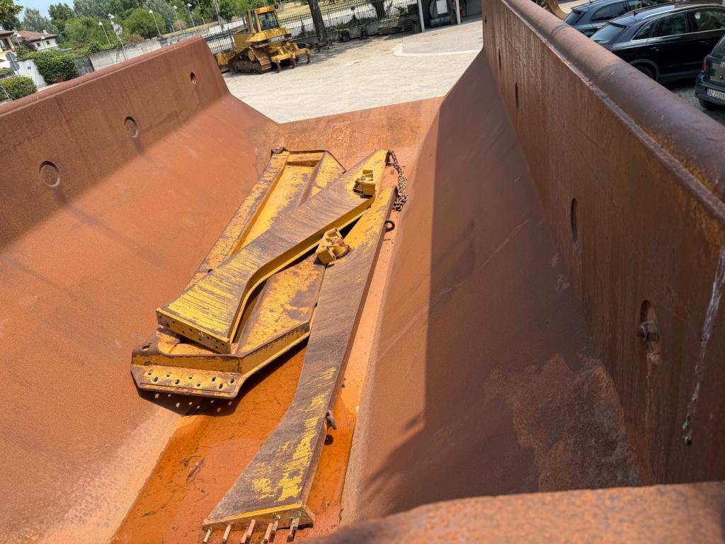 Caterpillar 730 Foto 9