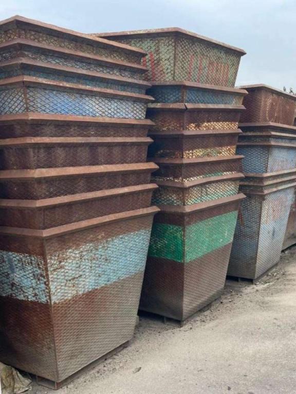 VASCHETTA USATA IN FERRO CON FODERI PER MULETTO Foto 2