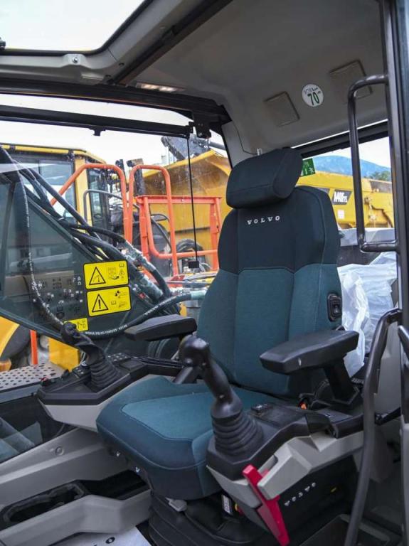 Volvo EC210FNL5 Foto 18