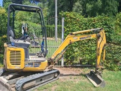 Komatsu PC 16 R-3 HS Foto 1