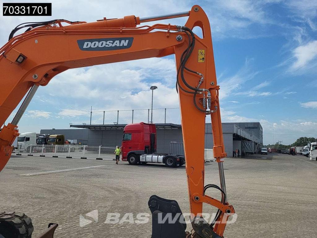 Doosan DX85 R-3 A/C - 2 Buckets Foto 11