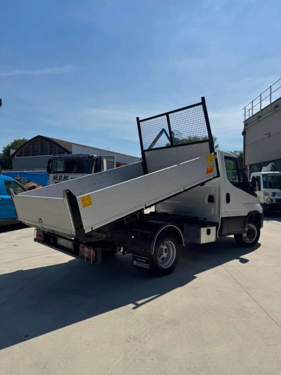 Iveco Daily Foto 5