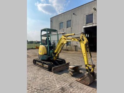 Yanmar VIO20-4 vendida por Omeco Spa