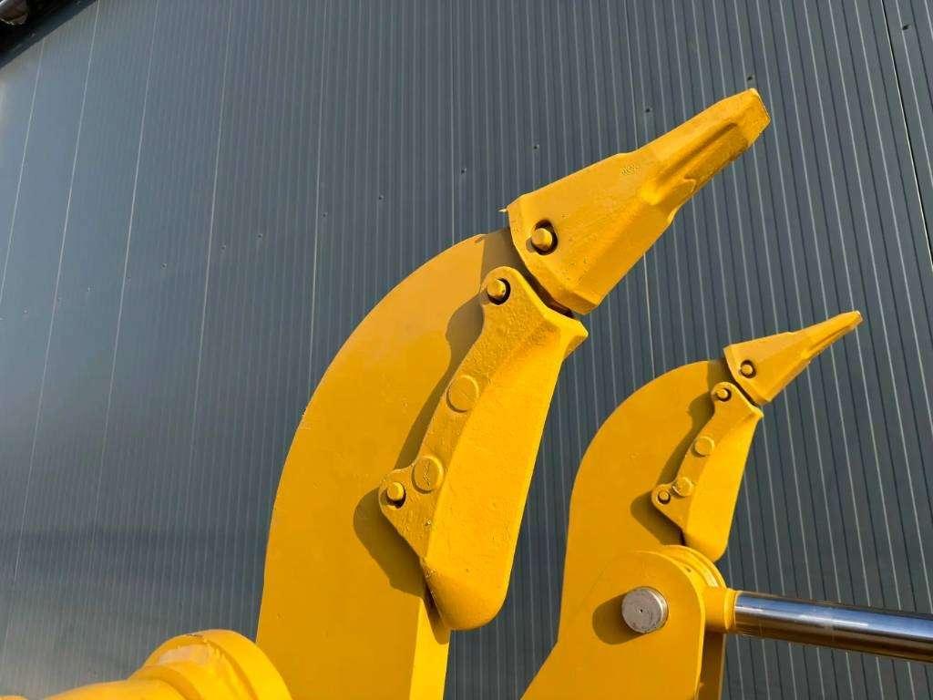 Caterpillar D8R Multi Shank Ripper Foto 7
