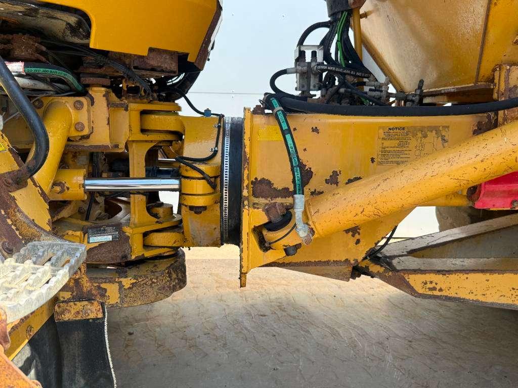 Caterpillar 725 - Automatic Greasing / Airco Foto 22