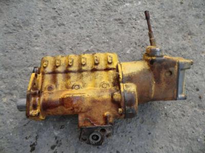 Bomba de inyección para Caterpillar D333 vendida por CERVETTI TRACTOR Srl